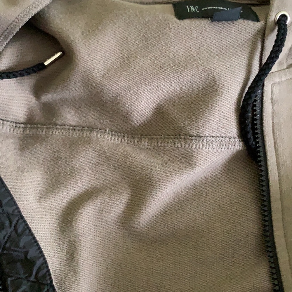 Jacket - Picture 8 of 8